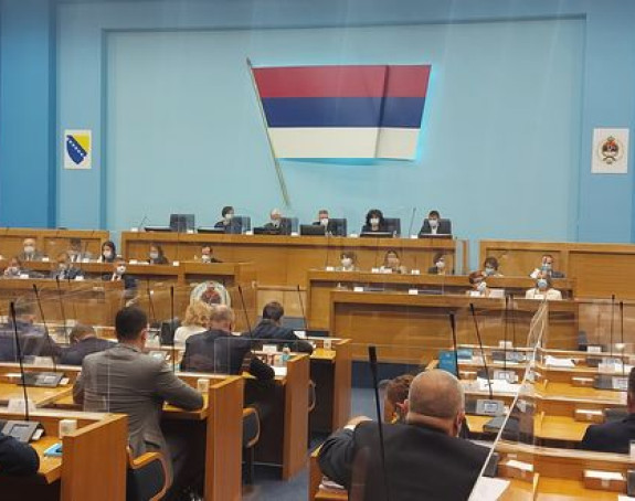 Skupština Srpske danas o zahtjevu Valentina Incka