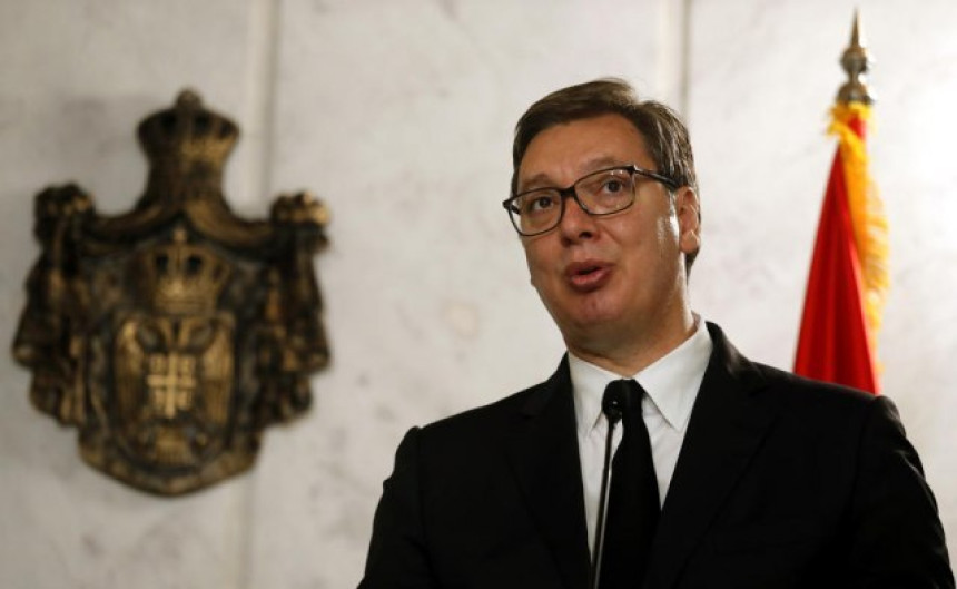 Vučić: Mislim da ta žena nije pisala non pejper