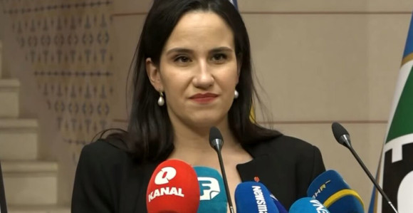 Gradonačelnica se odrekla automobila i savjetnika