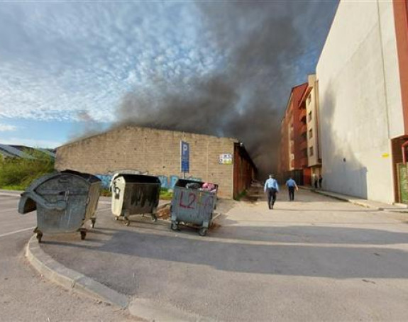 Ugašen požar u magacinu u Istočnom Novom Sarajevu