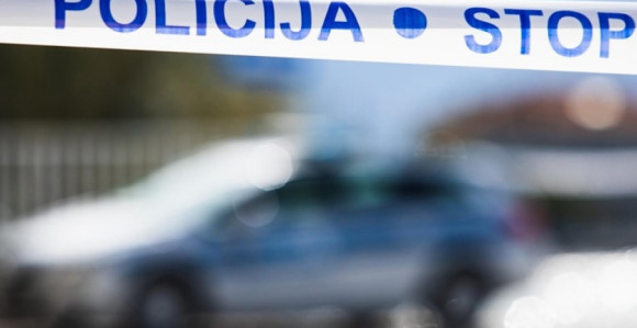 Pronađena dva beživotna tijela u trgovačkom centru