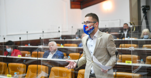 Бегић добио нови позив од полиције, не зна због чега