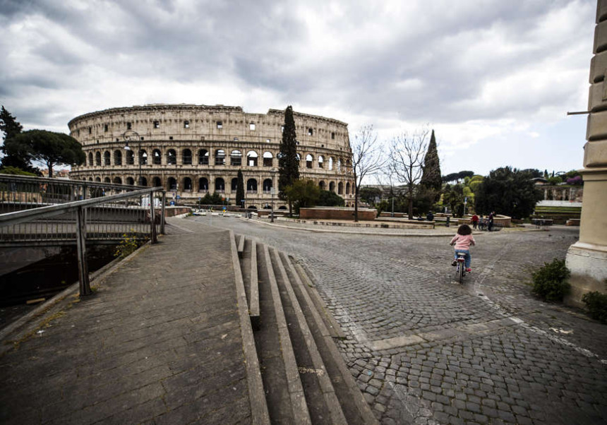 Važiće za sve: Italija uvodi u maju kovid propusnice