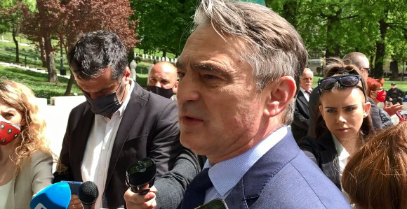 Pitajte kakav je Dodik kada dođe neko iz Vašingtona