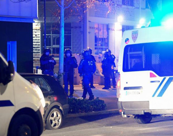 U Francuskoj ubijen policajac