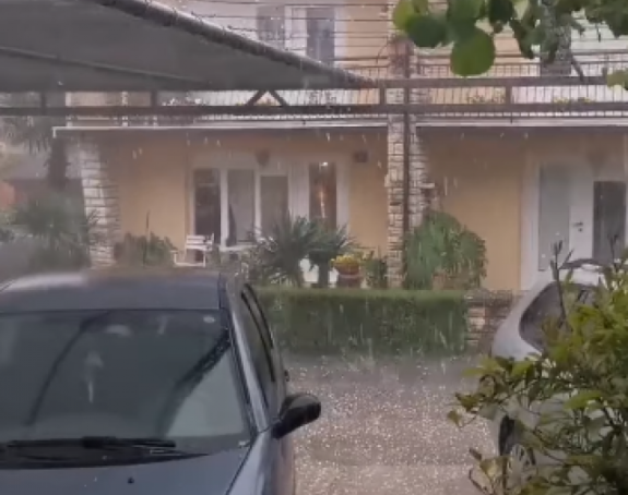 Nevrijeme u Istri: Za dva sata više od 4.000 munja