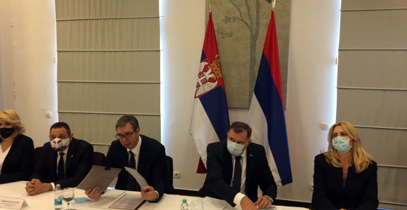 Vučić stigao u Kozarsku Dubicu, u toku sastanak sa pojedinim načelnicima opština