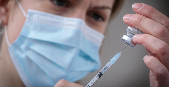 Ljekari greškom ubrizgali šest doza vakcine "Fajzer"