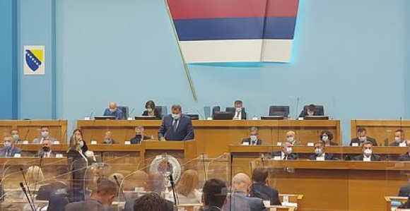 Raspiši referendum ili prestani vodati Srbe žedne preko vode!