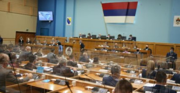 Parlament danas o Inckovom zahtjevu za vraćanje povelja