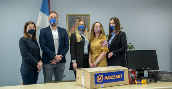 Mozzart pomaže Kostajnici nakon zemljotresa