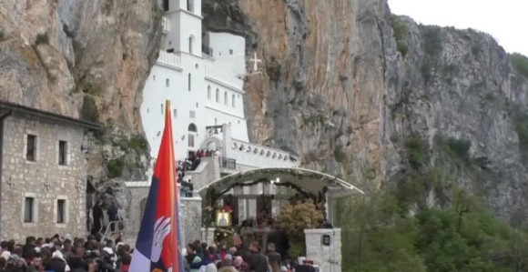 Hiljade vjernika posjetilo Ostrog