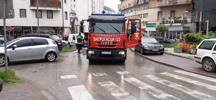 Požar na cisterni koja prevozi kiseonik za bolnicu