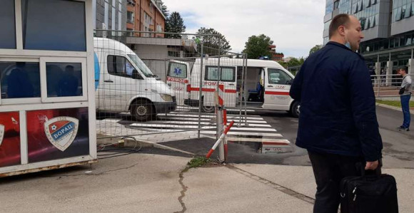 Preminuo radnik (22) koji je juče pao sa zgrade