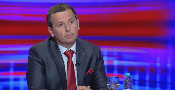 Ukoliko dobije još jedan mandat, Dodik je strancima obećao konačni potpis za ulazak u NATO
