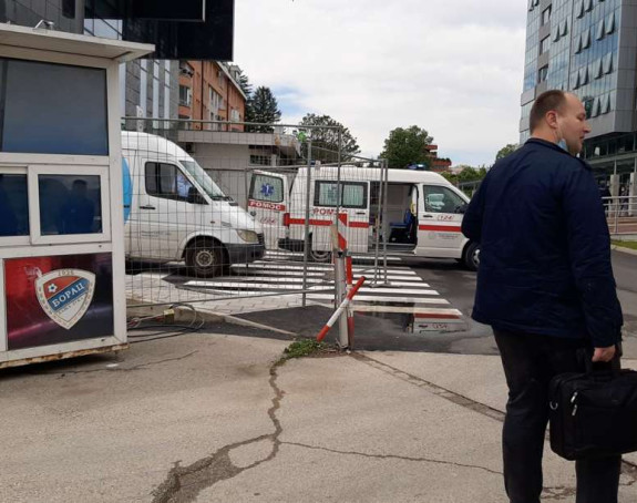 Preminuo radnik (22) koji je juče pao sa zgrade