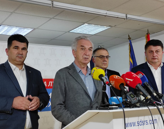 Od Dodika ni riječi o protestu zbog vježbe na Manjači