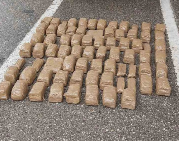Crnogorac pokušao prenijeti 30 kg marihuane u BiH