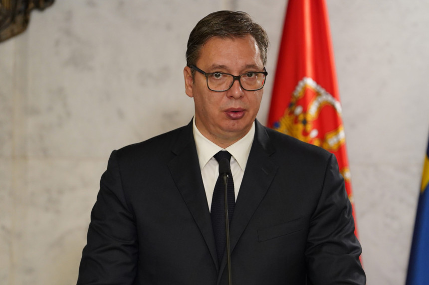 Vučić poručio da je Srbija protiv promjene granica