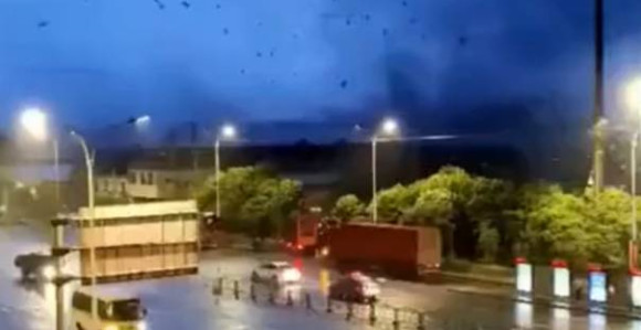 Tornado pogodio Wuhan, povrijeđeno preko 60 osoba