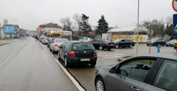 Pojačan saobraćaj u Gradiški, Izačiću i Velikoj Kladuši