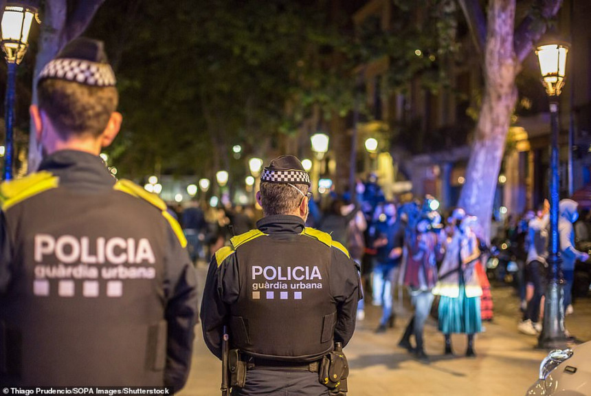 Policija rastjerala 9.000 veseljaka sa ulica u Barseloni