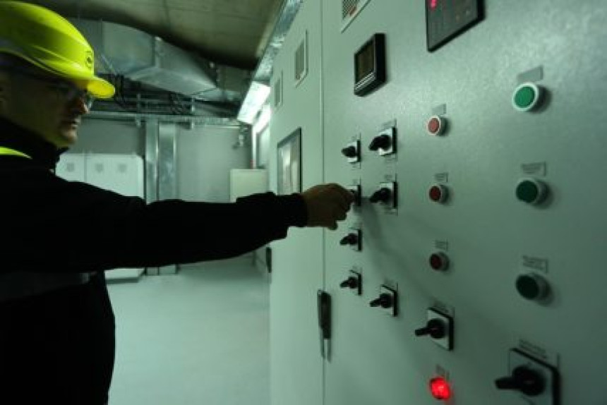 Novi nameti: Struja će u BiH tri puta poskupljivati?!