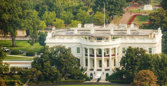 Misteriozna bolest napada diplomate u Bijeloj kući?