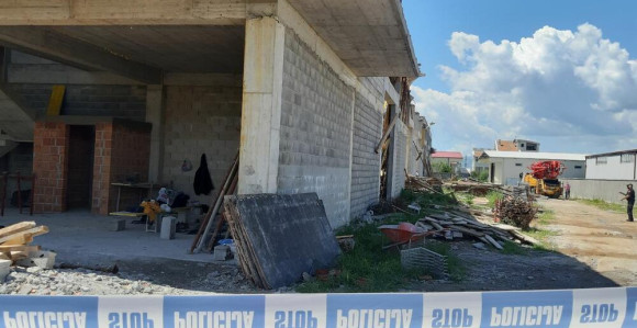 Urušio se objekat, najmanje šest osoba povrijeđeno