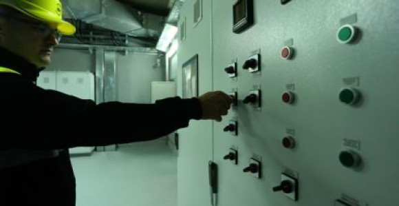 Novi nameti: Struja će u BiH tri puta poskupljivati?!