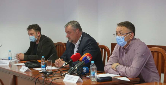 Sindikati ljuti na Vladu zbog malog povećanja plata