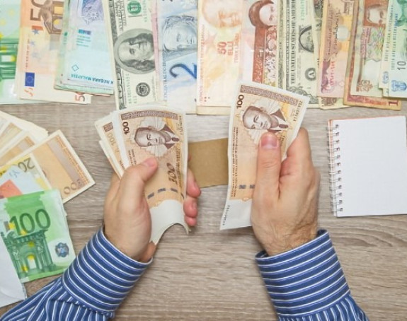 Novčane doznake manje za pola milijarde maraka