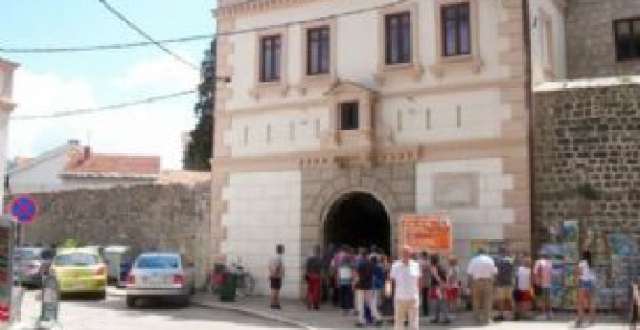 Danas sunčano i znatno toplije vrijeme u BiH