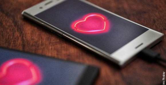 Na Tinderu i drugim aplikacijama za upoznavanje značke vakcinisan/a!?