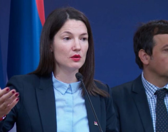 "Лисице на рукама посланика су лисице на рукама народа"