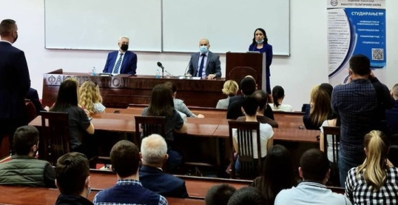 Krivokapić: Ta naša zaslijepljenost vođom je problem