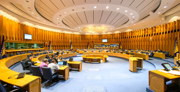 Ovi poslanici su uzeli otpremnine i nastavili da primaju platu