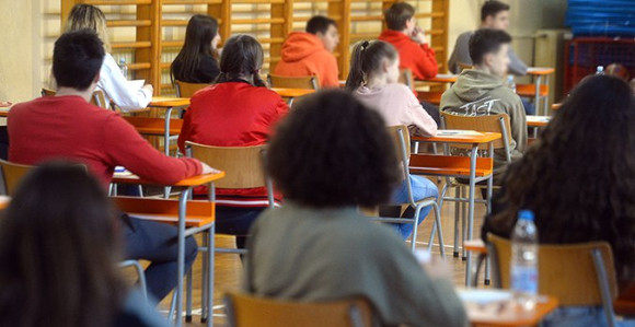 Nastavnica u školi zarazila djecu, izazvala klaster