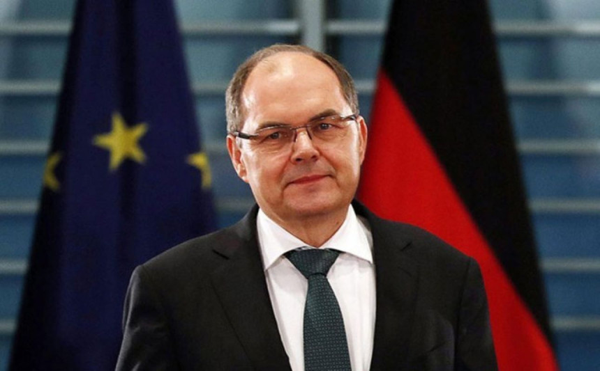 Incko dao ostavku, Šmit novi visoki predstavnik u BiH