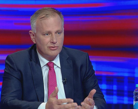 Нема смисла више разговарати с Владом о најнижој плати
