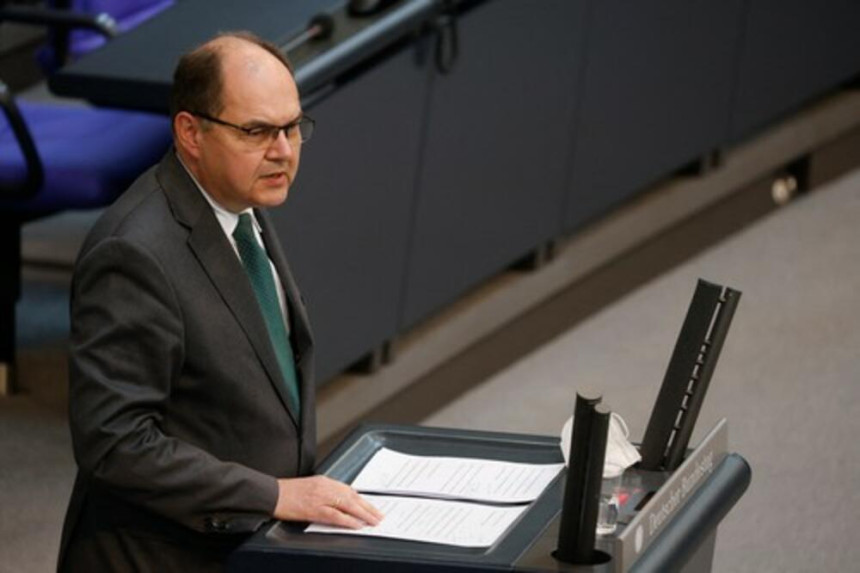 Ko je novi visoki predstavnik u BiH Kristijan Šmit?