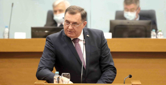 Dodik u posljednje vrijeme sve manje mirno spava, a evo i zašto?!