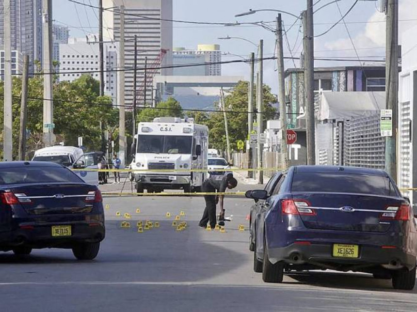 Majami: Ubijene dvije osobe, 20 ranjeno