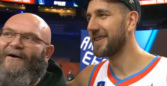 MVP Evrolige pred kamerama zapjevao ovaj hit (VIDEO)