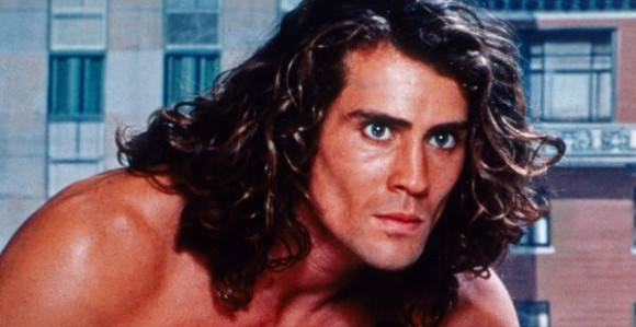 Ovde su Tarzan i njegova supruga poginuli kada im se avion srušio u jezero! (VIDEO)