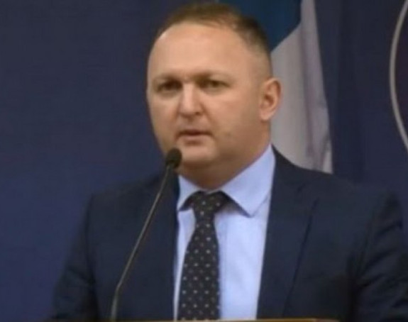Javna preduzeća postala servisi stranaka na vlasti
