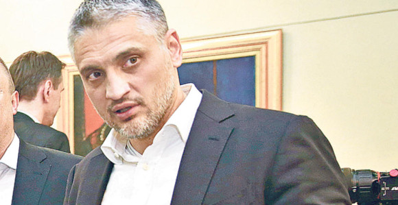 Čeda Jovanović demolirao lokal u Beogradu