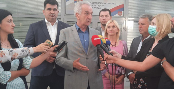 OHR trebao da se zatvori, oživjeli ga naši političari