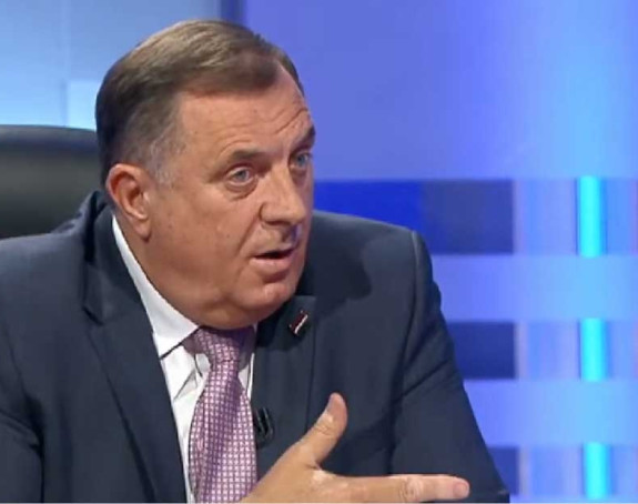 Dodik se pohvalio uspjesima: Najniža plata najveća u regionu