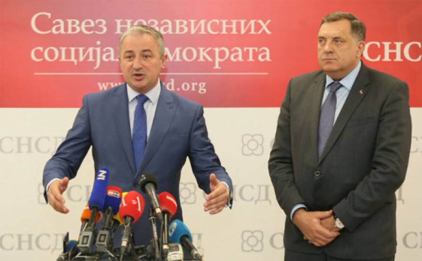 Srpski interes je da Dodik i njegovi odu sa grbače naroda!